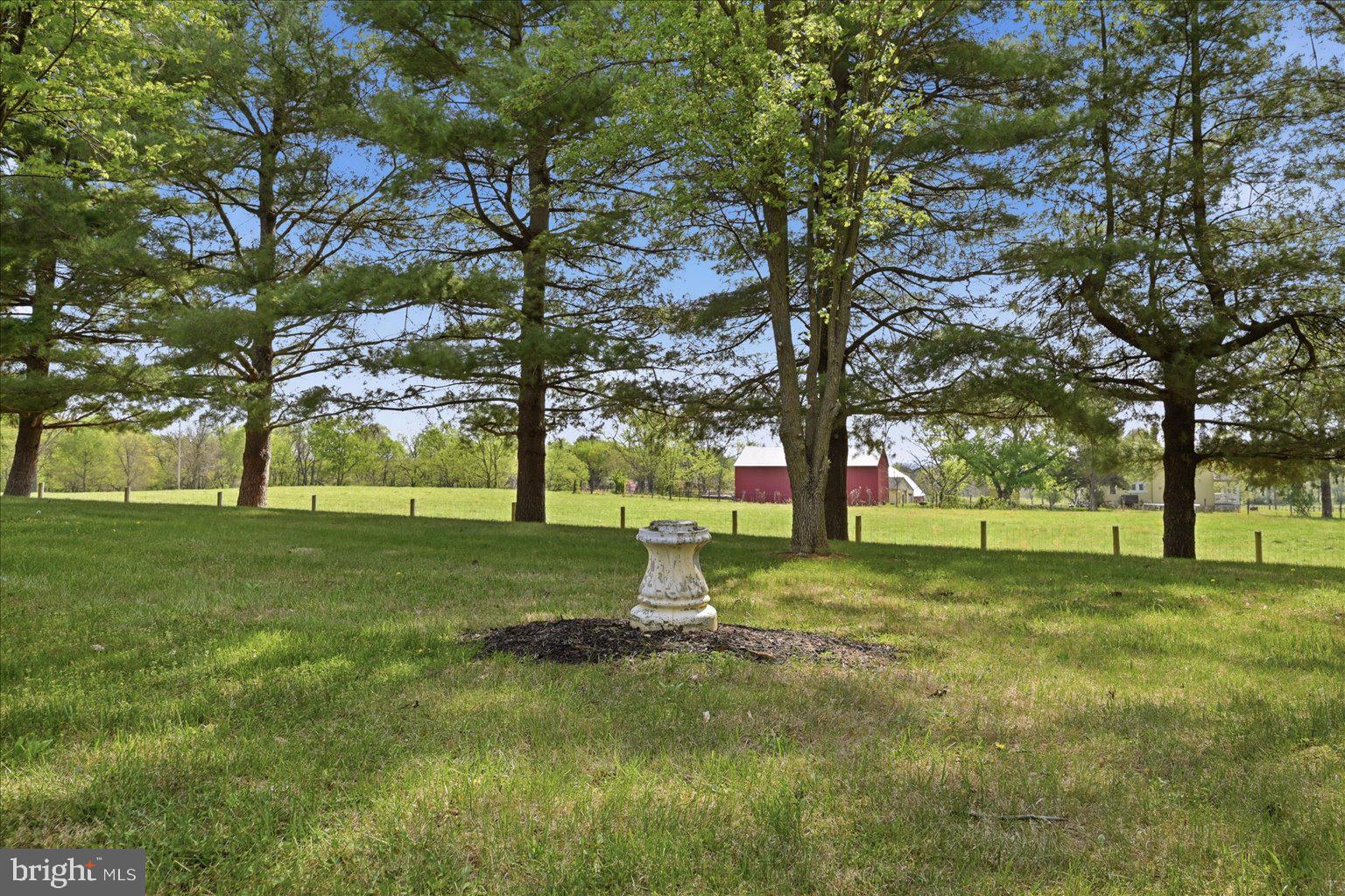 LONGMARSH - Residential