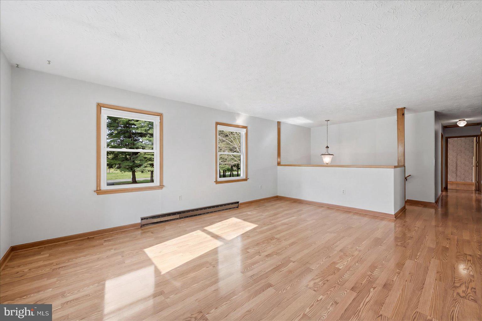 LONGMARSH - Residential