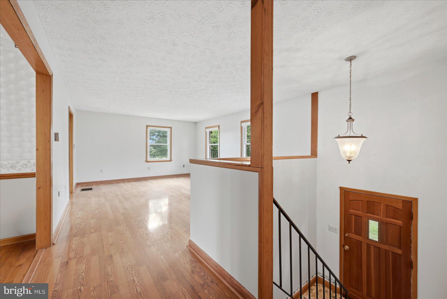 LONGMARSH - Residential