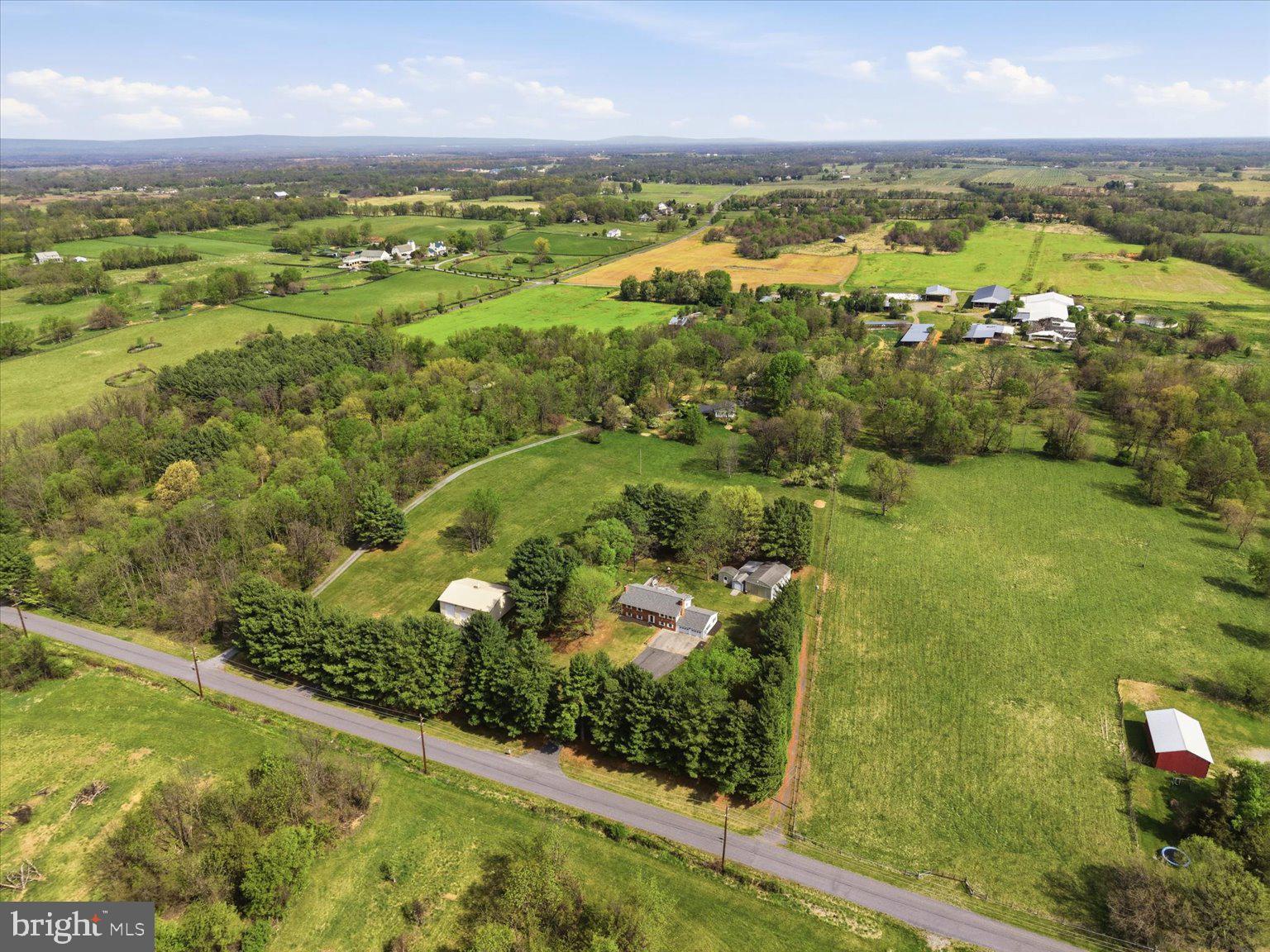 LONGMARSH - Residential