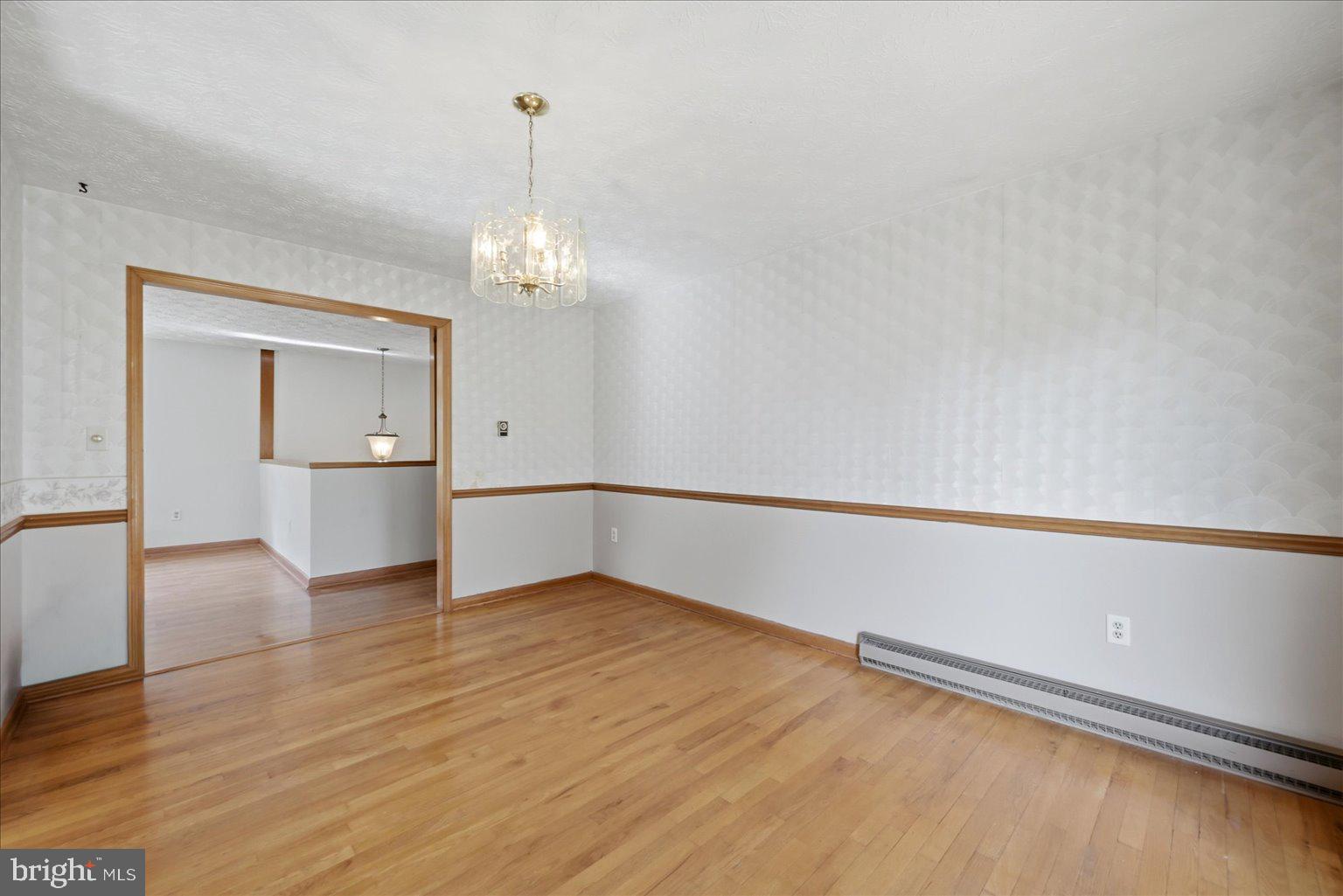 LONGMARSH - Residential