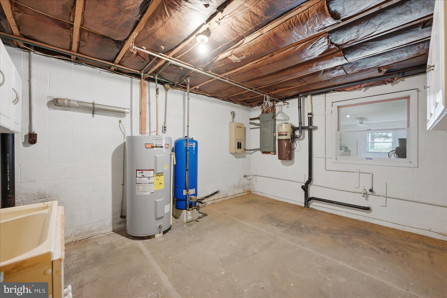 LONGMARSH - Residential