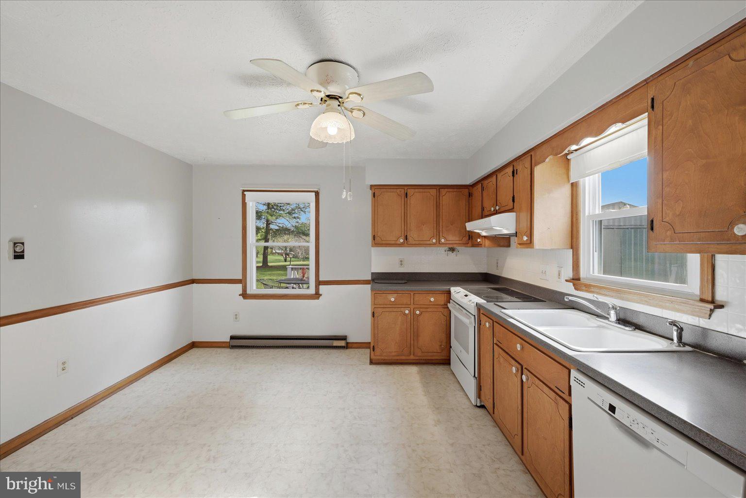 LONGMARSH - Residential