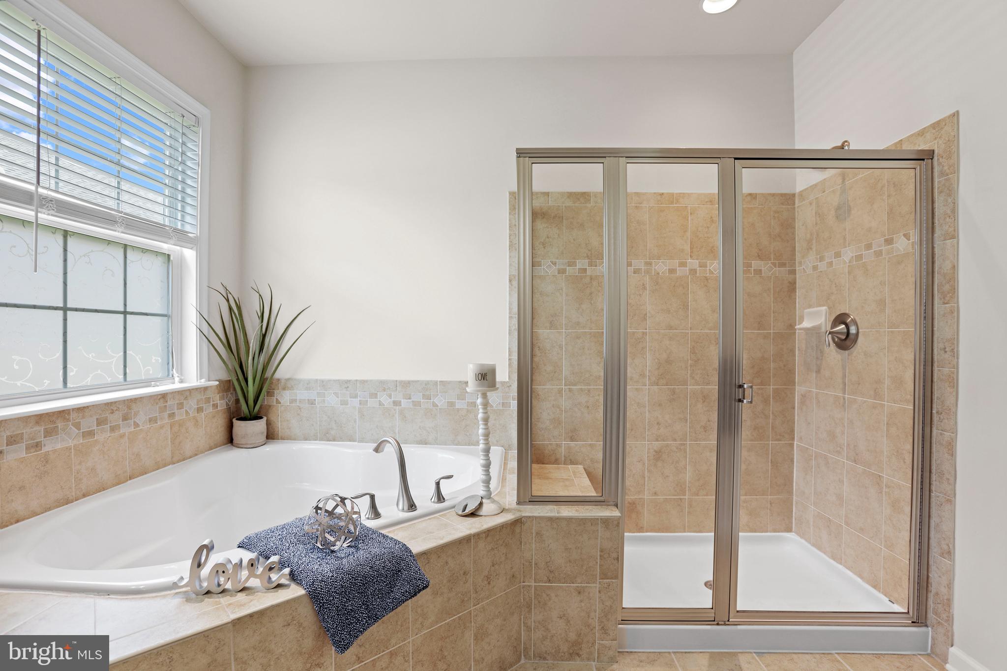 VIRGINIA HERITAGE AT LEE'S PARK - Residential