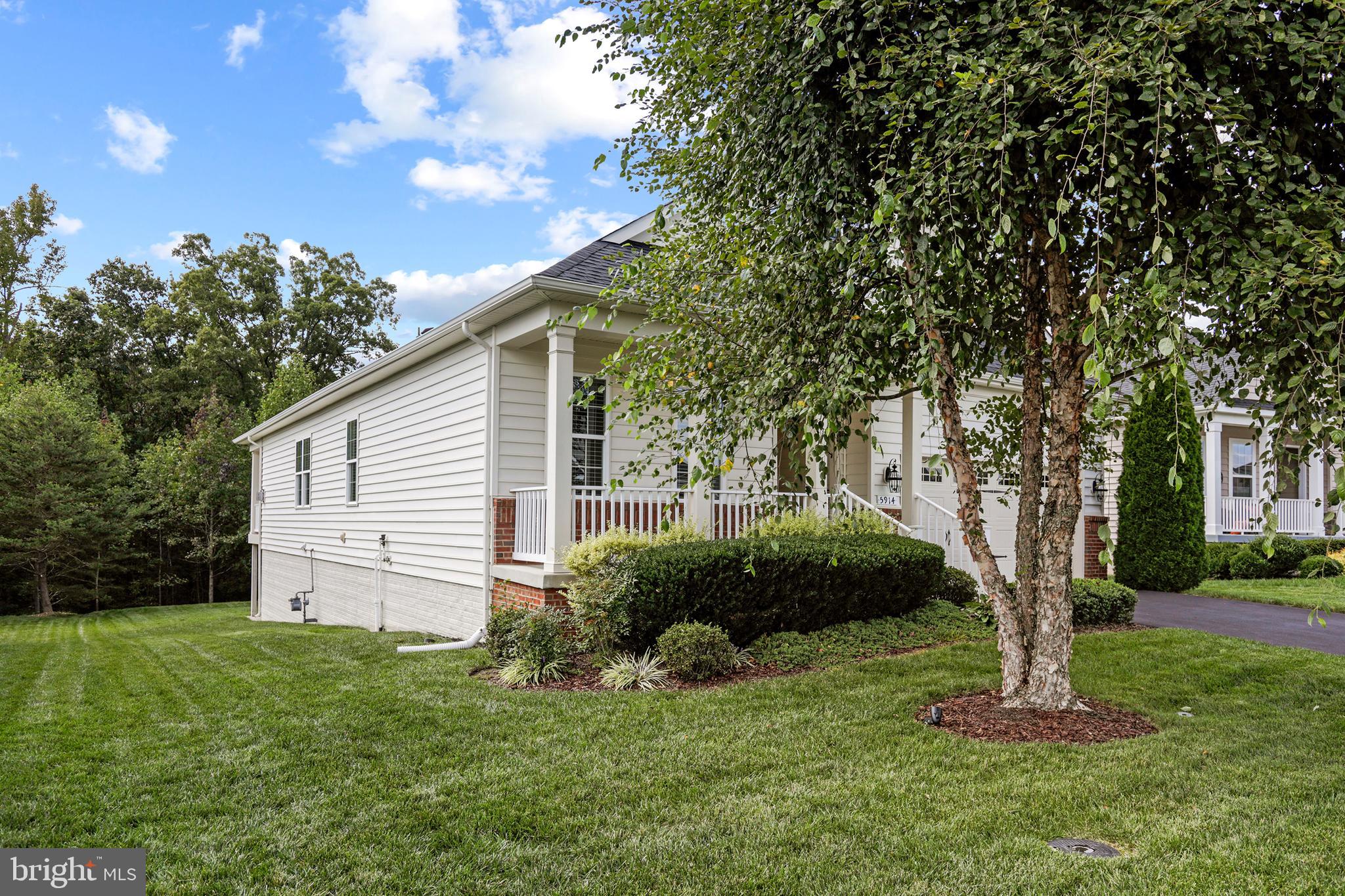 VIRGINIA HERITAGE AT LEE'S PARK - Residential