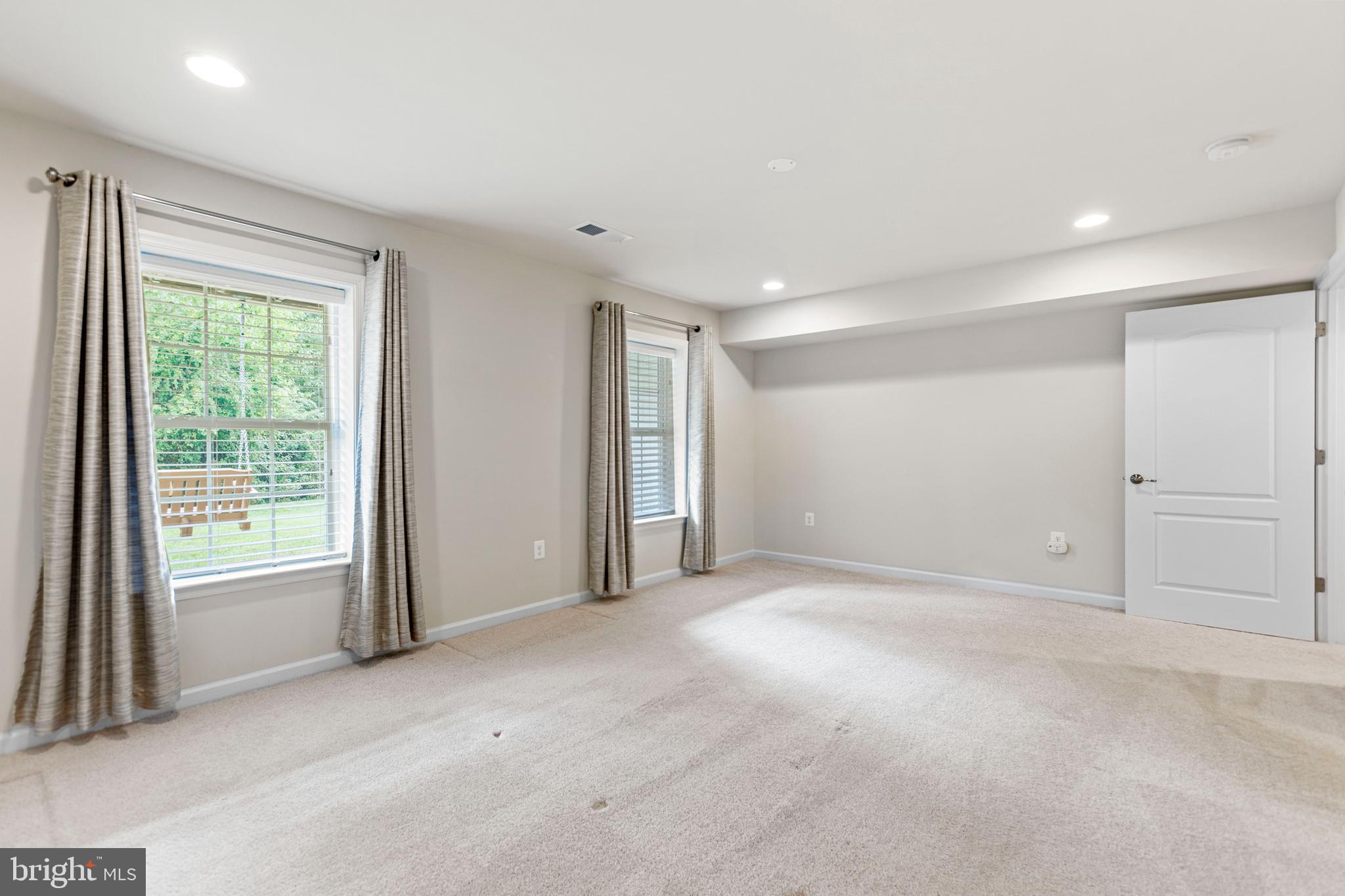 VIRGINIA HERITAGE AT LEE'S PARK - Residential