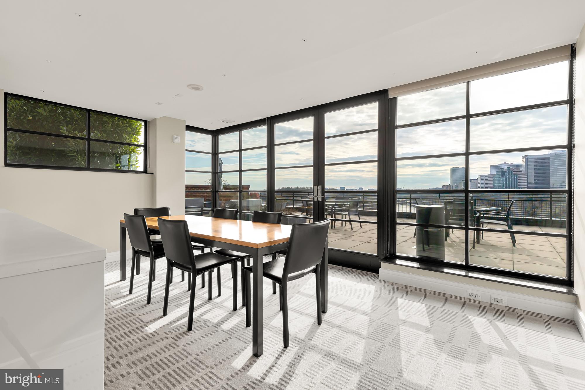 GEORGETOWN - Residential