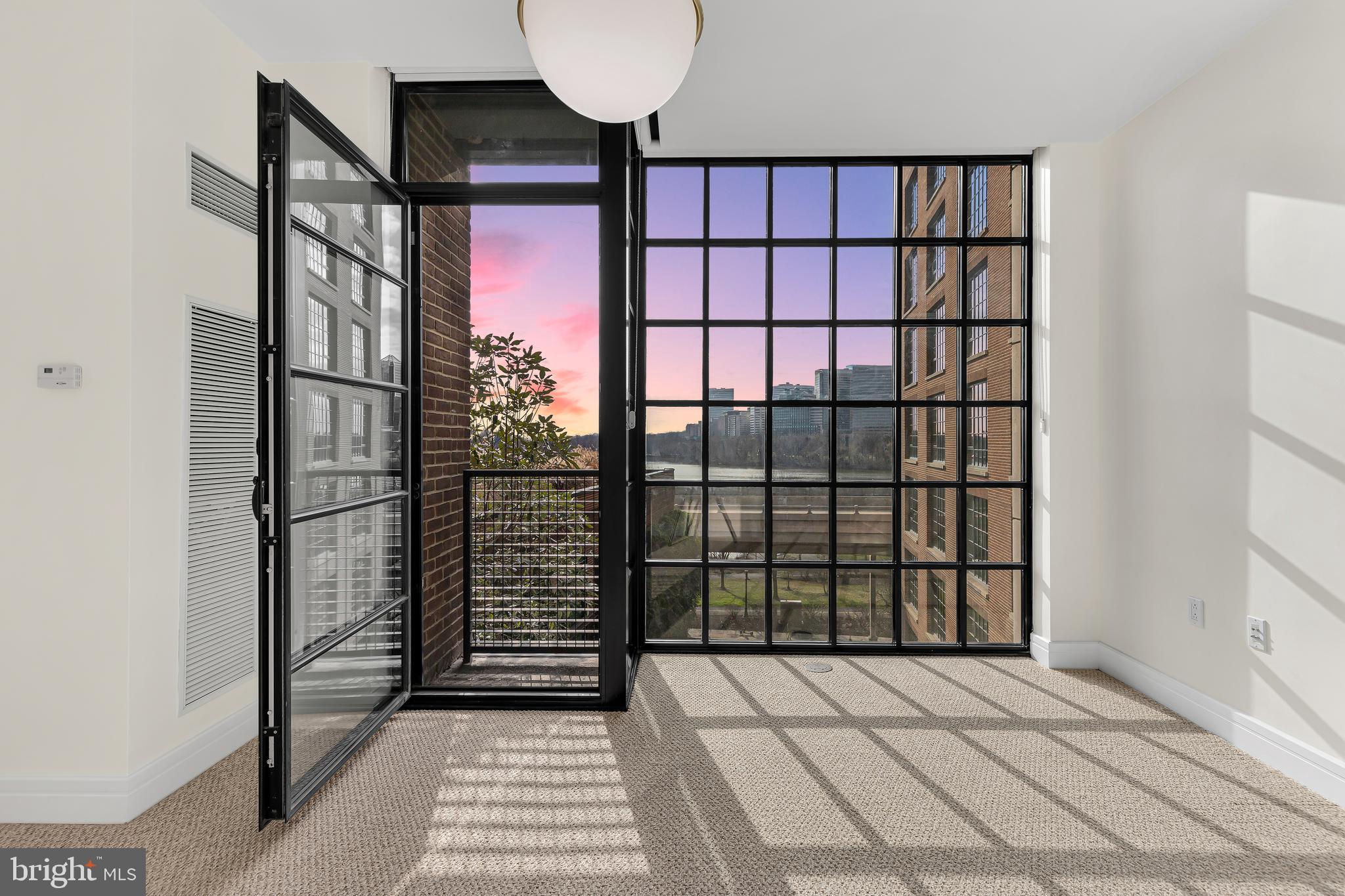 GEORGETOWN - Residential