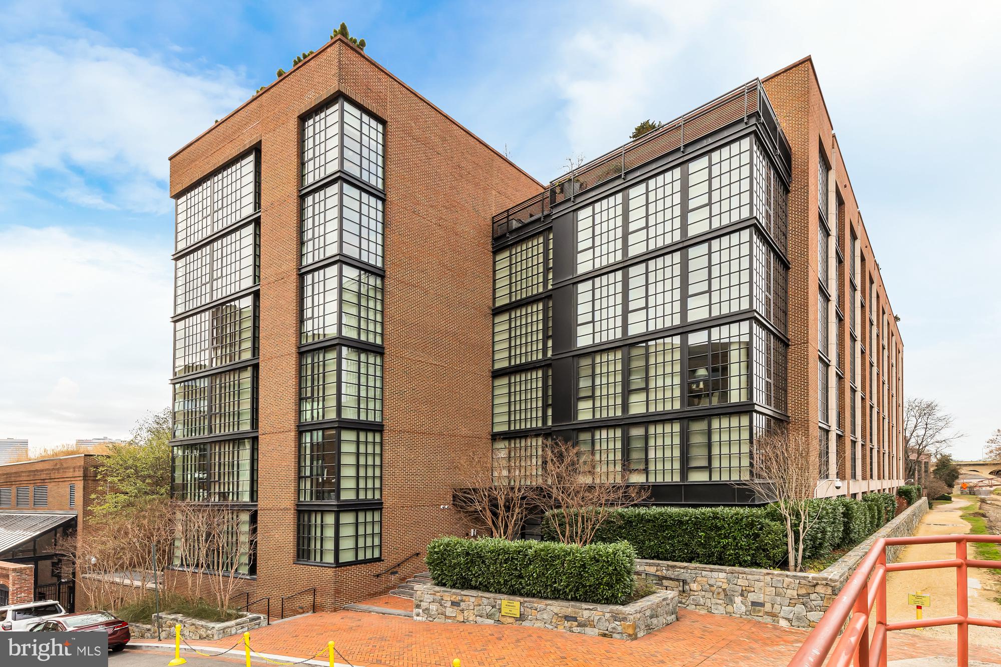 GEORGETOWN - Residential