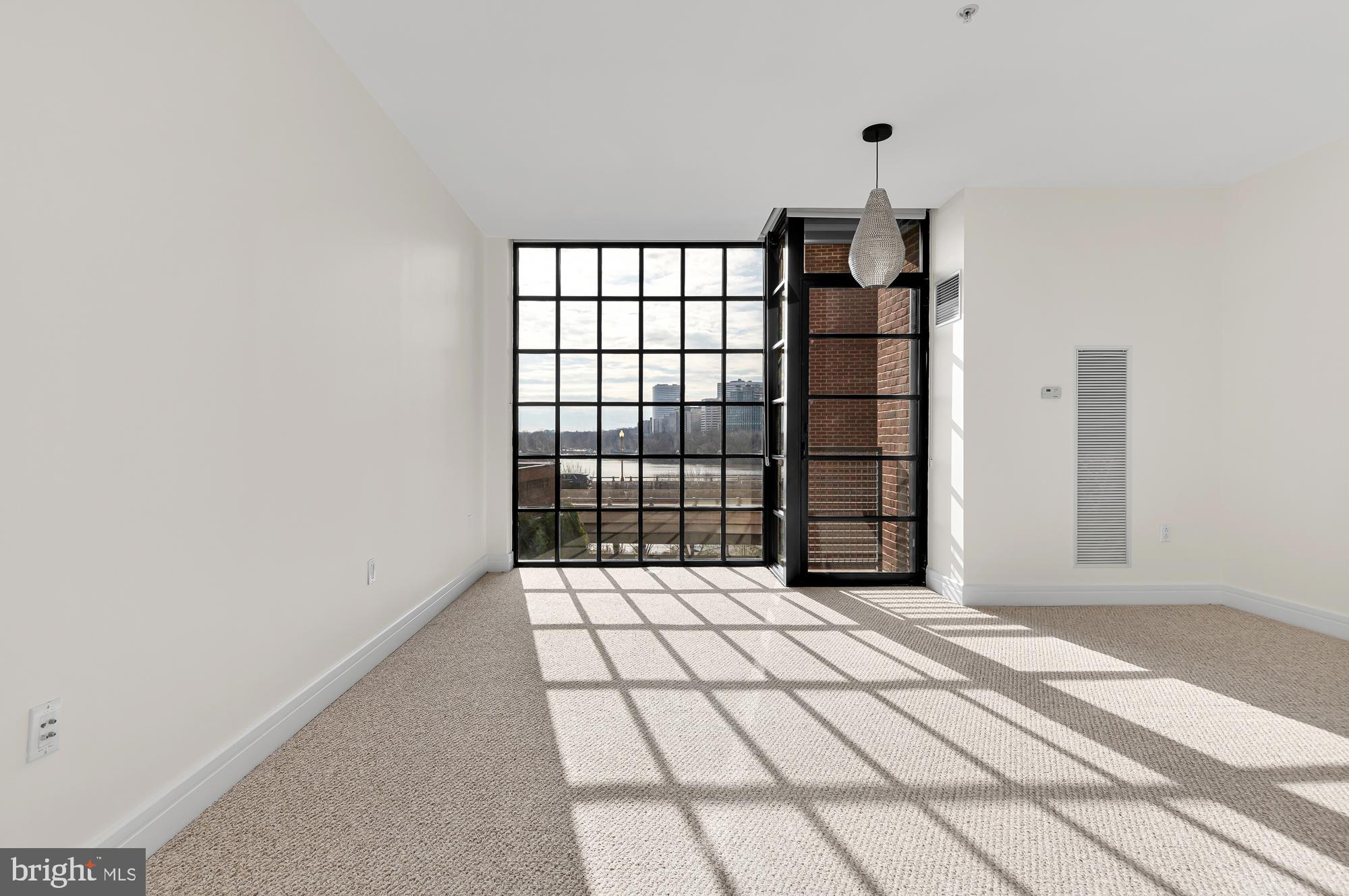 GEORGETOWN - Residential