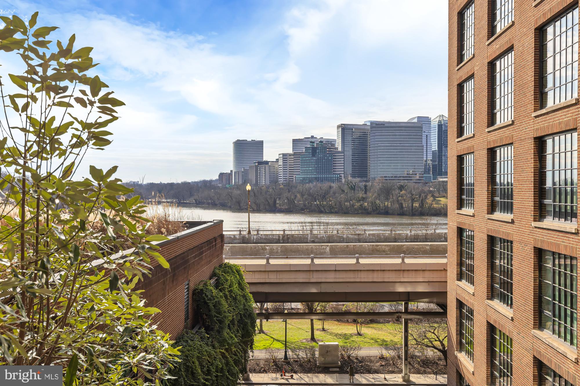 GEORGETOWN - Residential