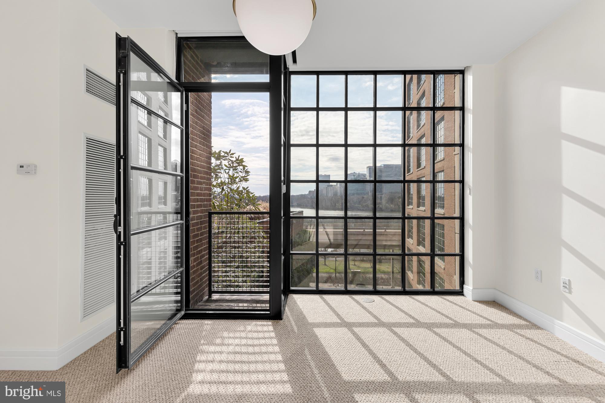 GEORGETOWN - Residential