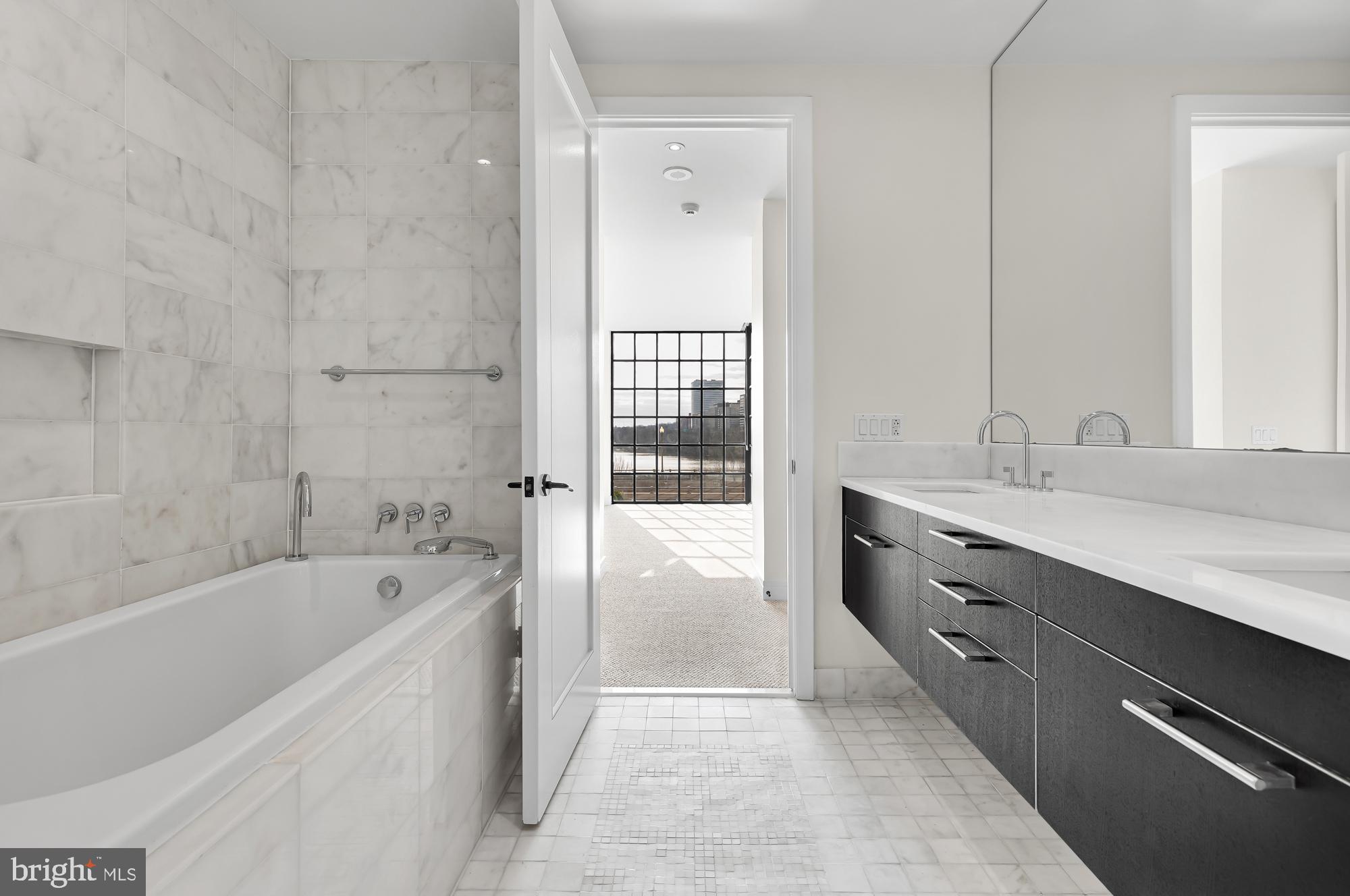 GEORGETOWN - Residential