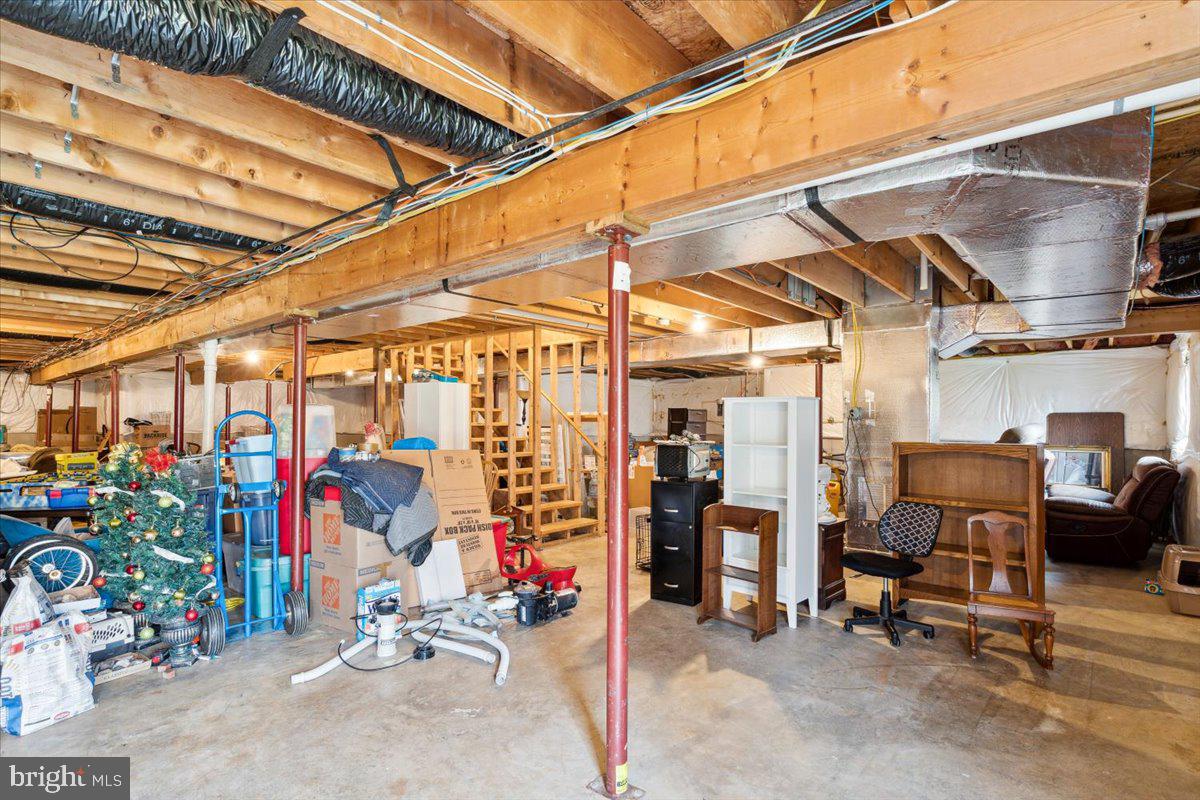 GREYSTONE ON THE OPEQUON - Residential