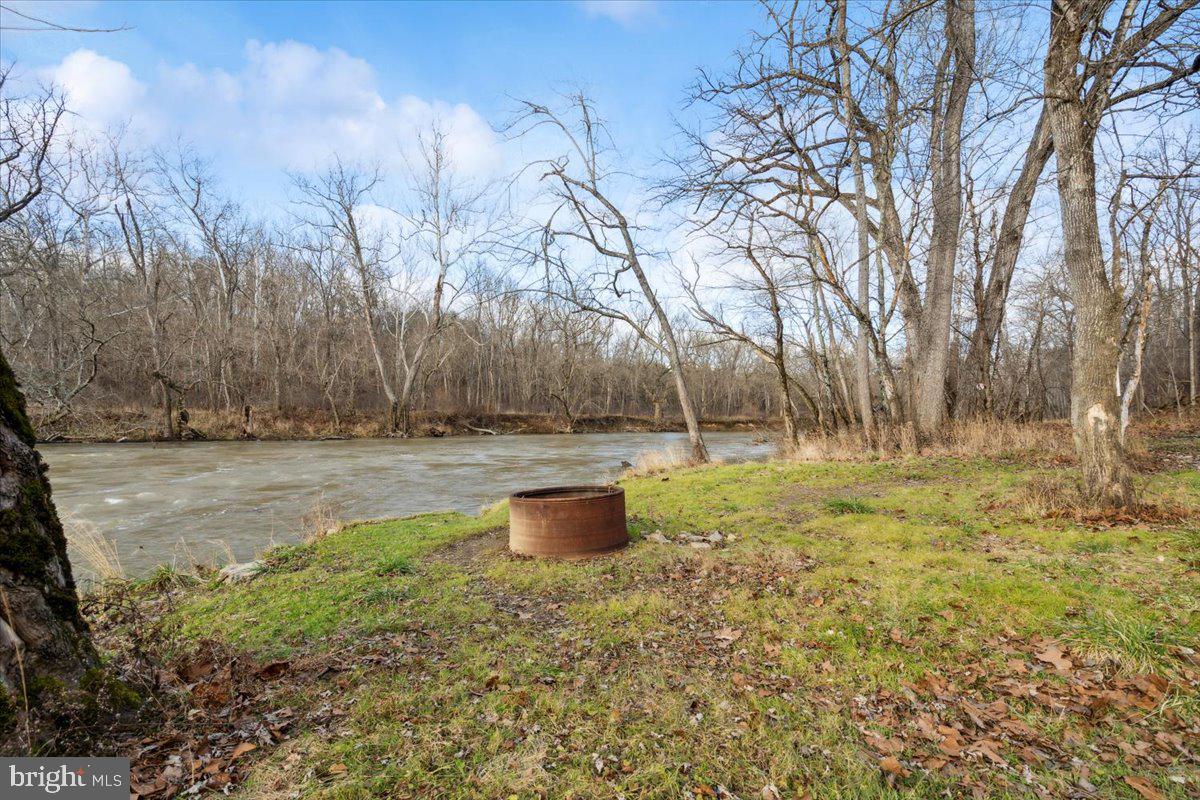 GREYSTONE ON THE OPEQUON - Residential