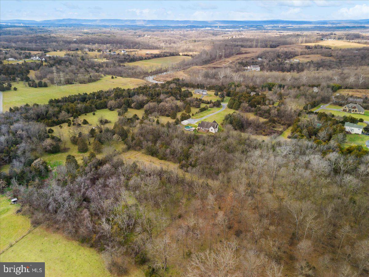 GREYSTONE ON THE OPEQUON - Residential