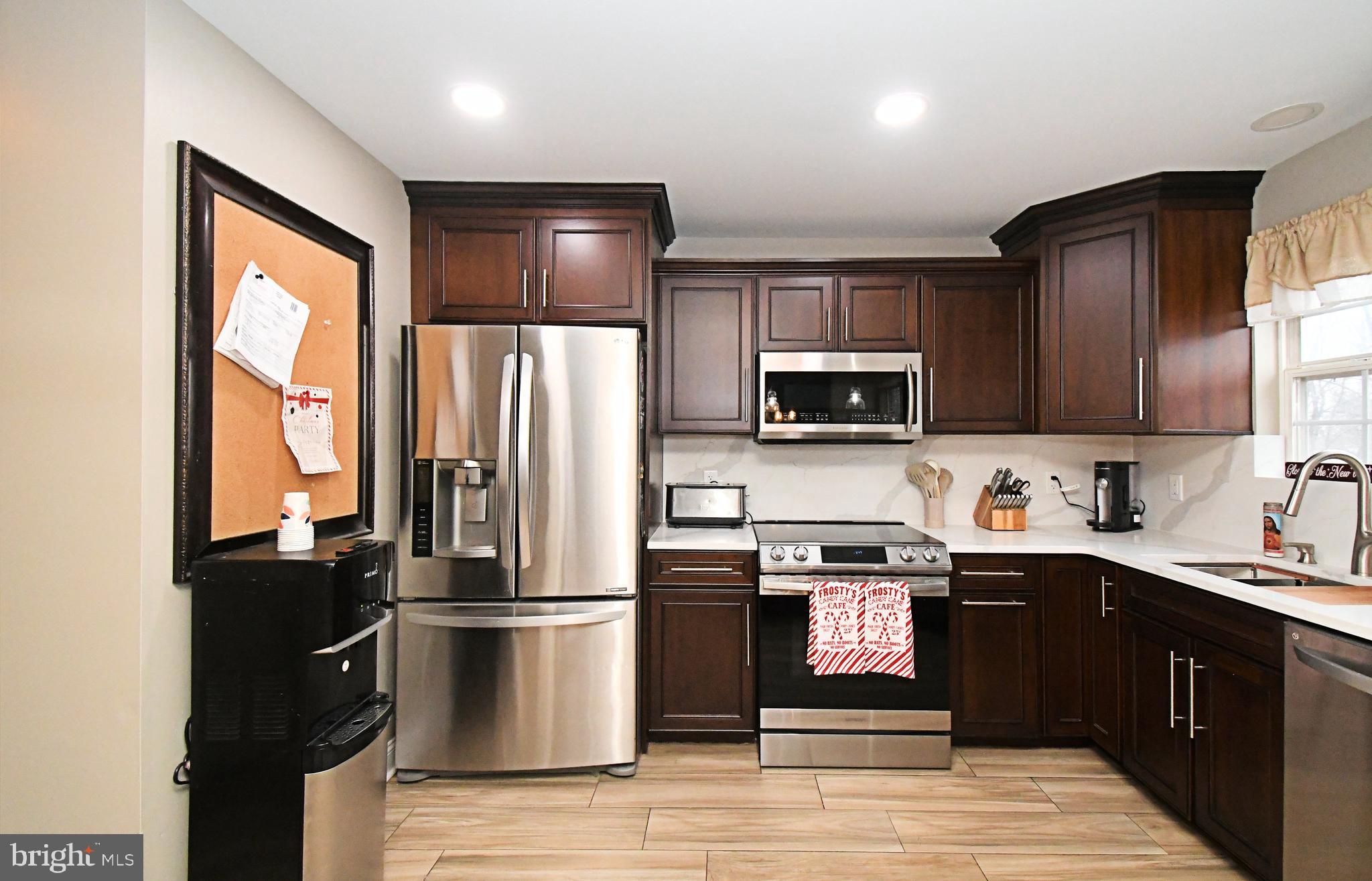 BEECHWOOD - Residential