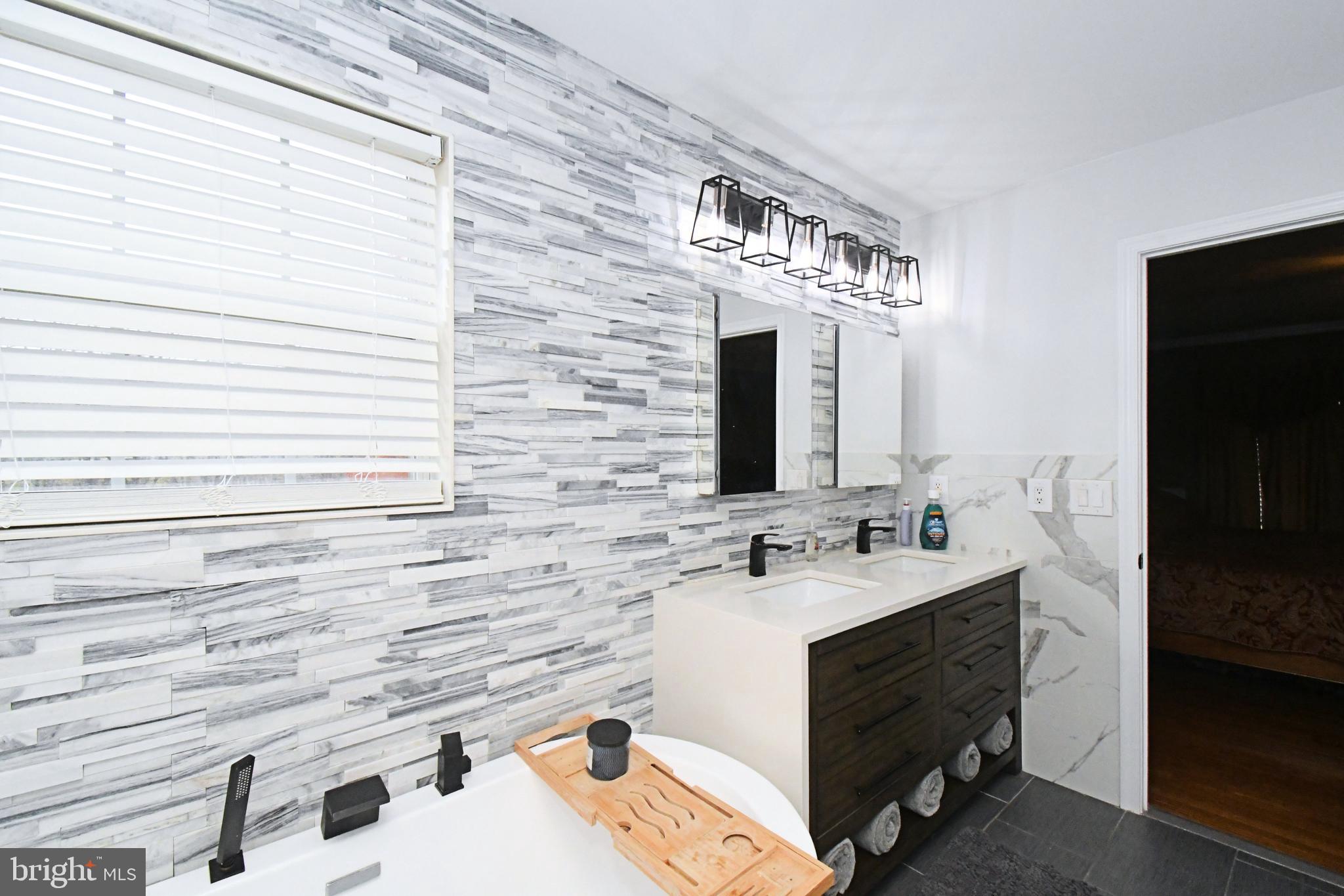 BEECHWOOD - Residential