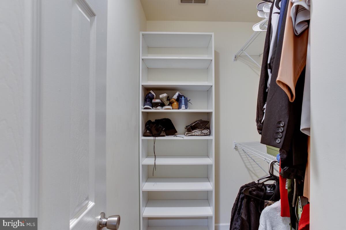 KINGSLEY HALL - Residential Lease