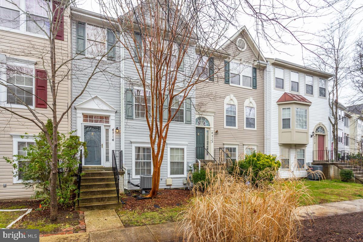 KINGSLEY HALL - Residential Lease