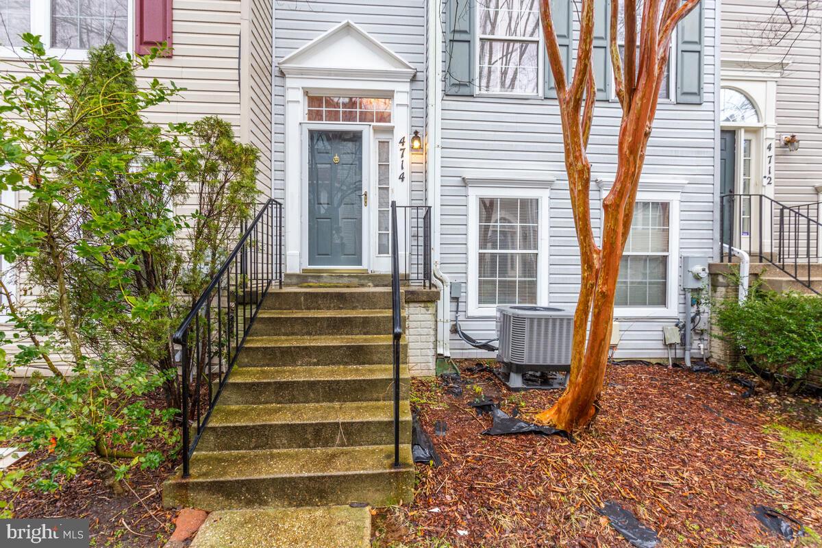 KINGSLEY HALL - Residential Lease