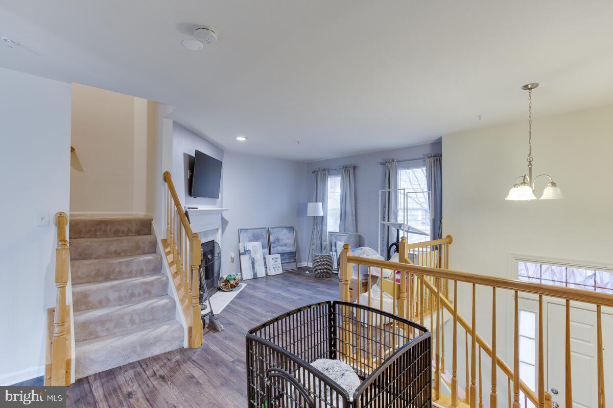 KINGSLEY HALL - Residential Lease