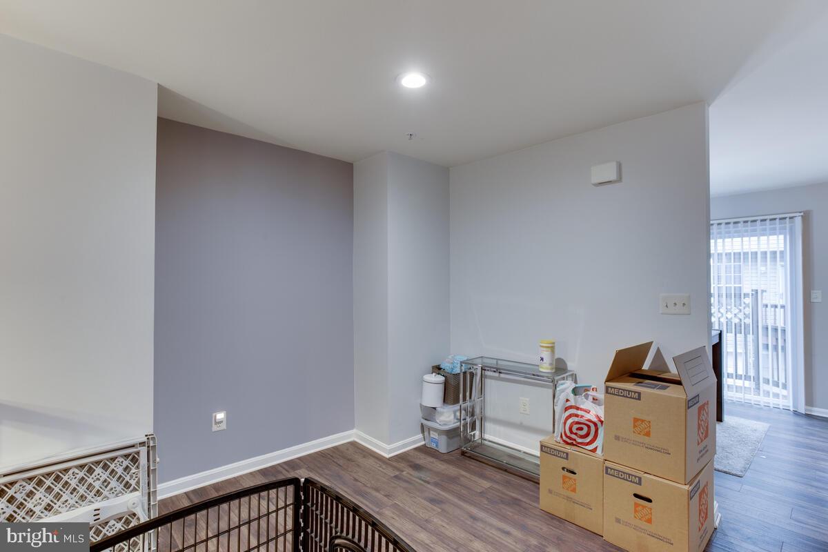 KINGSLEY HALL - Residential Lease