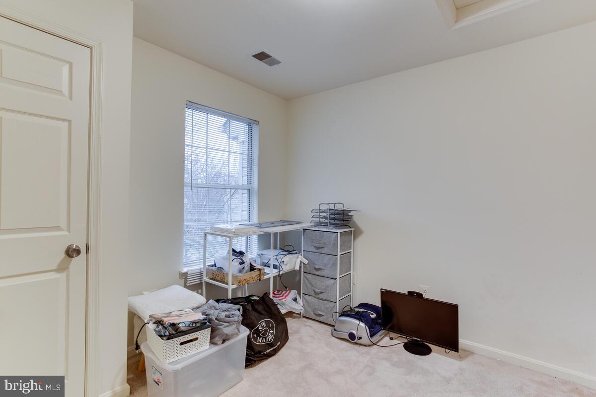 KINGSLEY HALL - Residential Lease