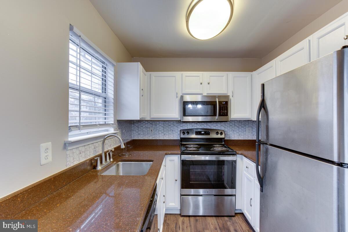 KINGSLEY HALL - Residential Lease