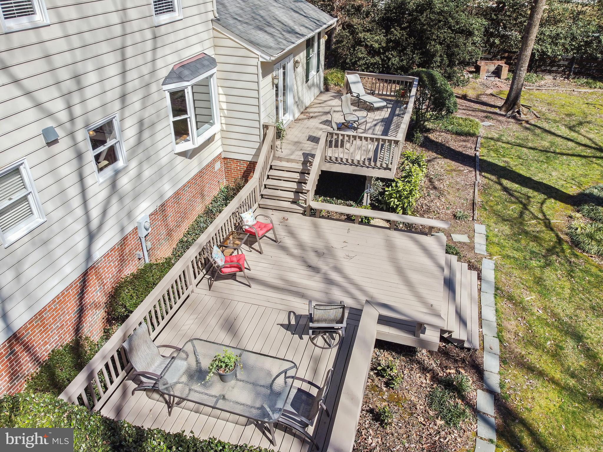 STEEPLECHASE WOODS - Residential