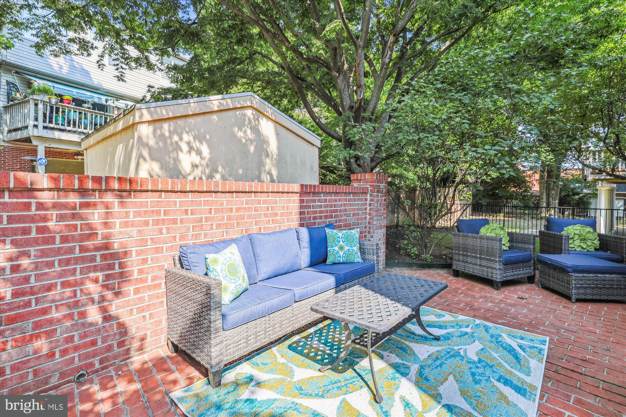 LEE HEIGHTS - Residential