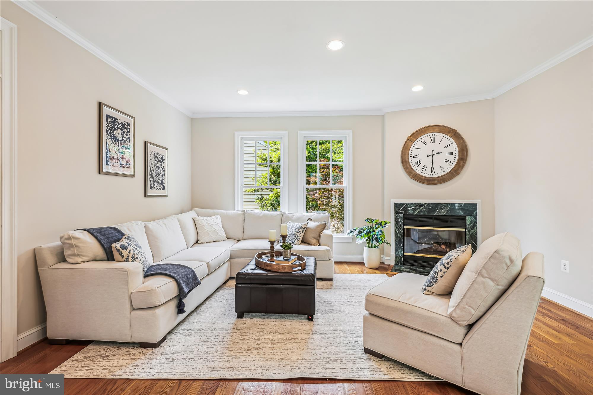 LEE HEIGHTS - Residential