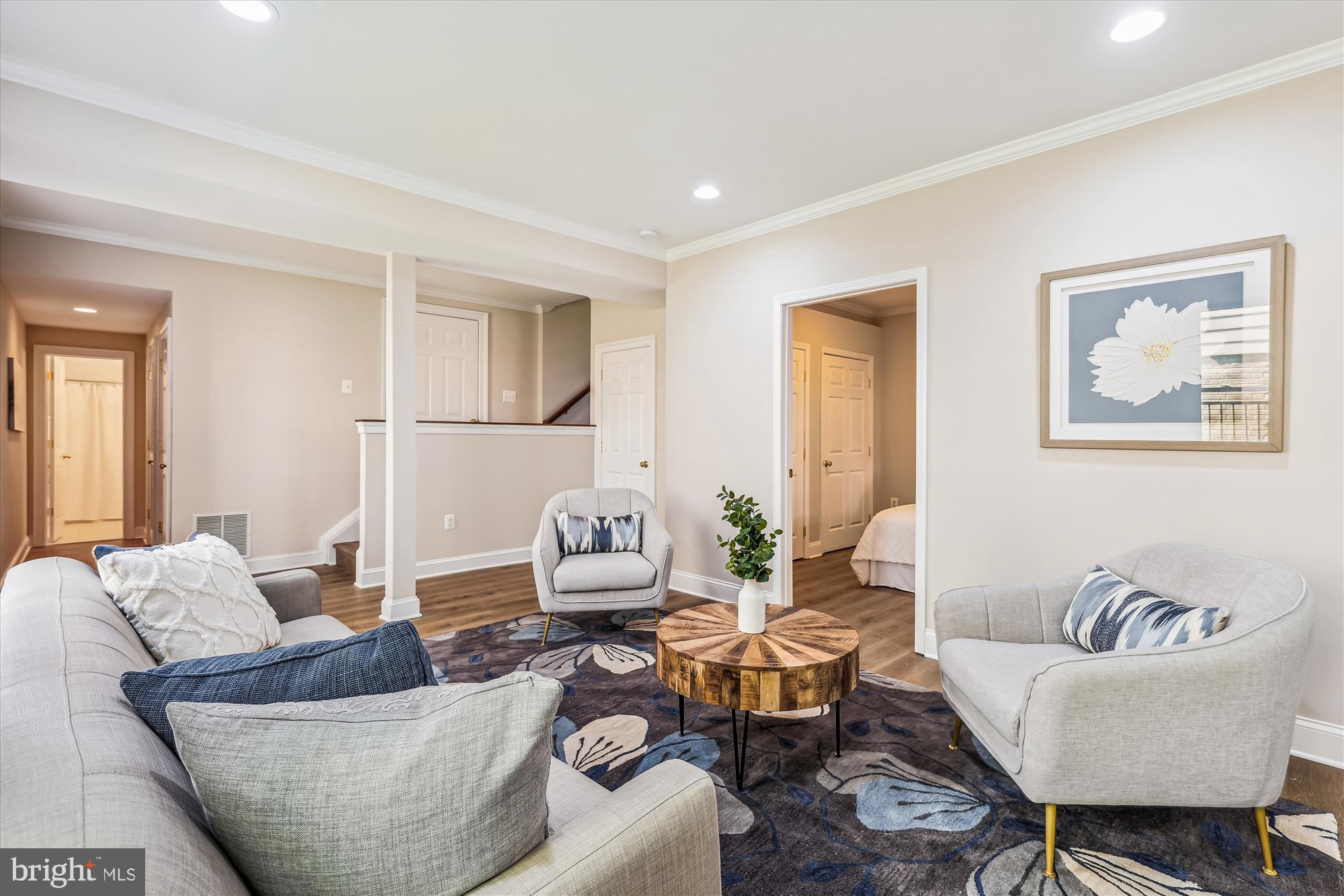 LEE HEIGHTS - Residential