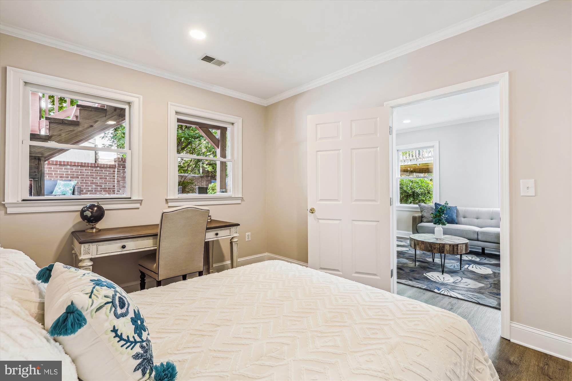 LEE HEIGHTS - Residential