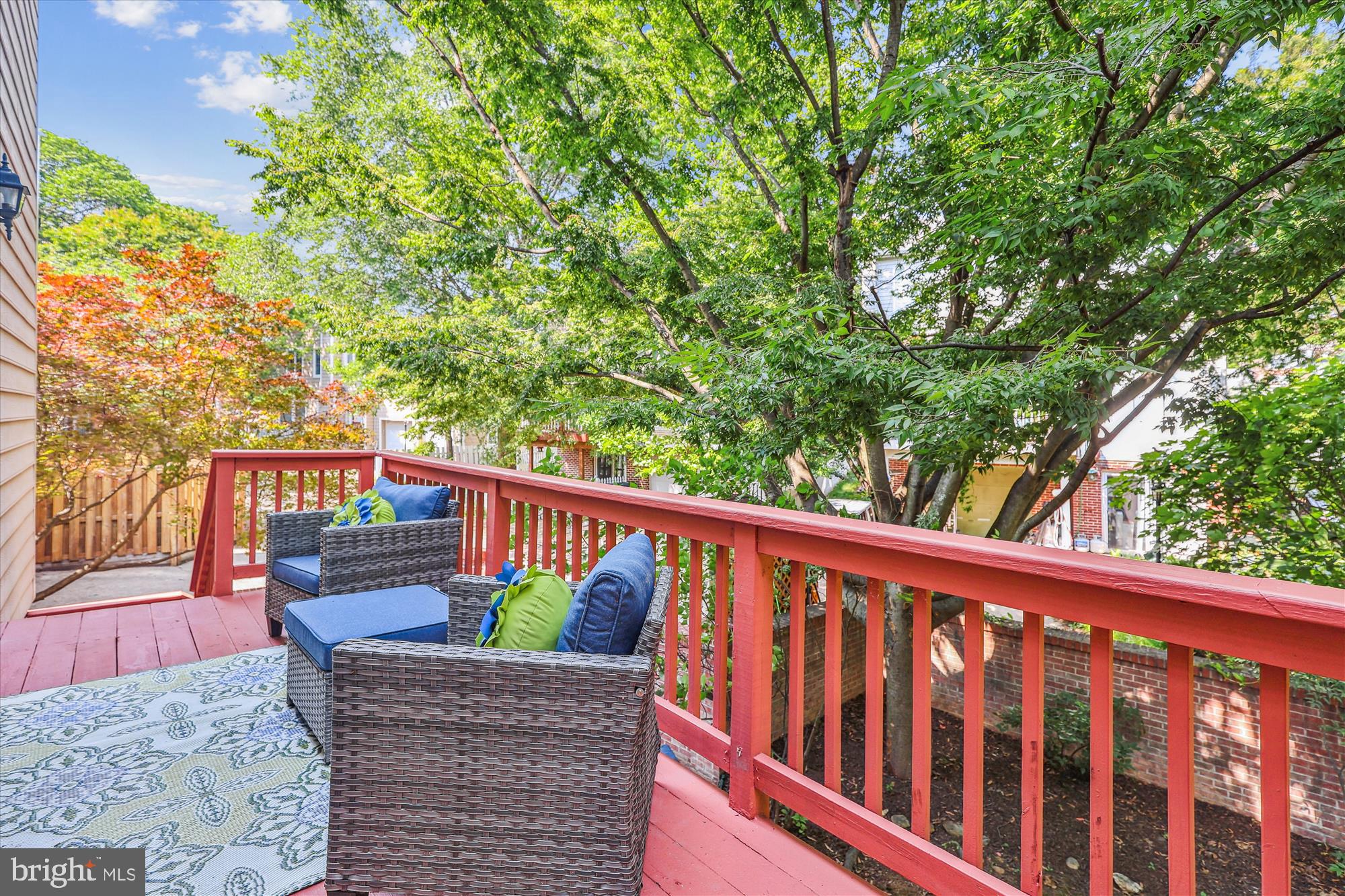 LEE HEIGHTS - Residential