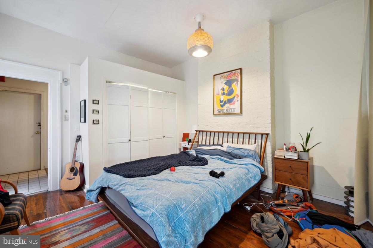 WASHINGTON SQ WEST - Residential Income