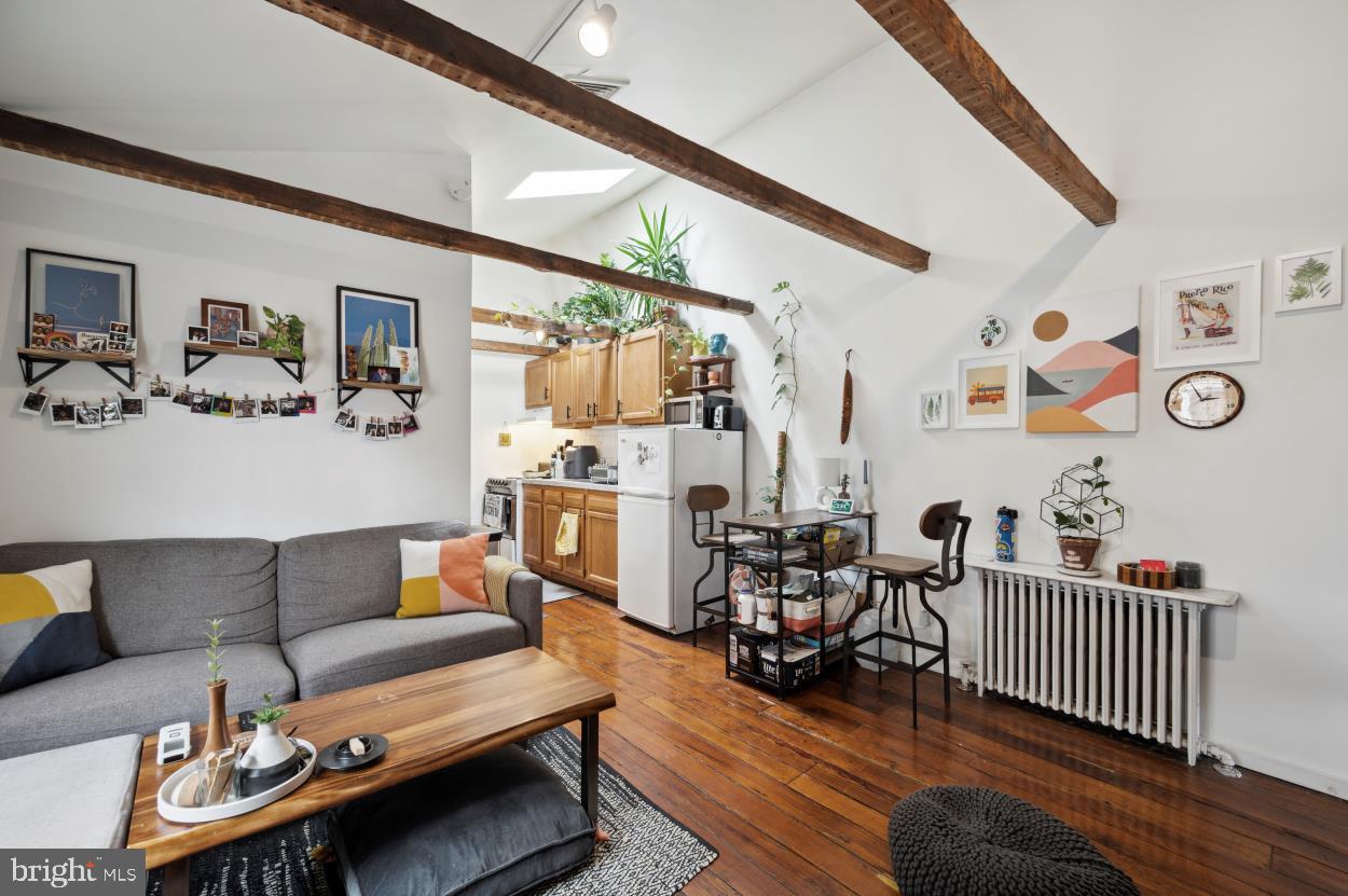 WASHINGTON SQ WEST - Residential Income