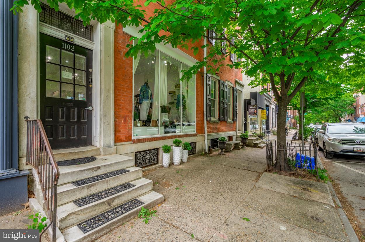 WASHINGTON SQ WEST - Residential Income