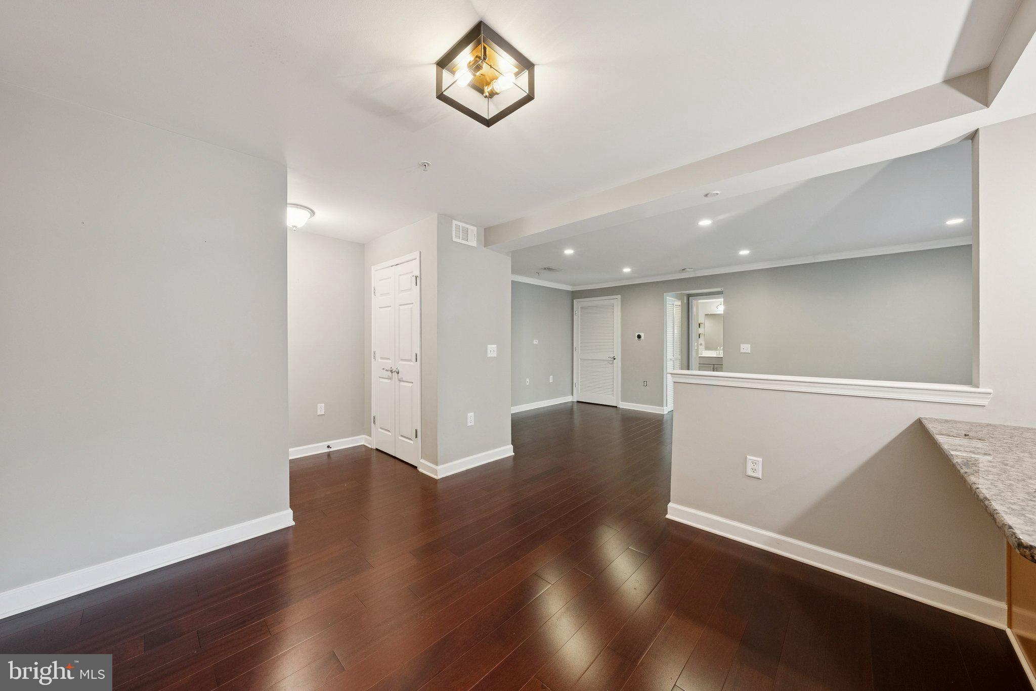 4163 S FOUR MILE RUN DRIVE 204