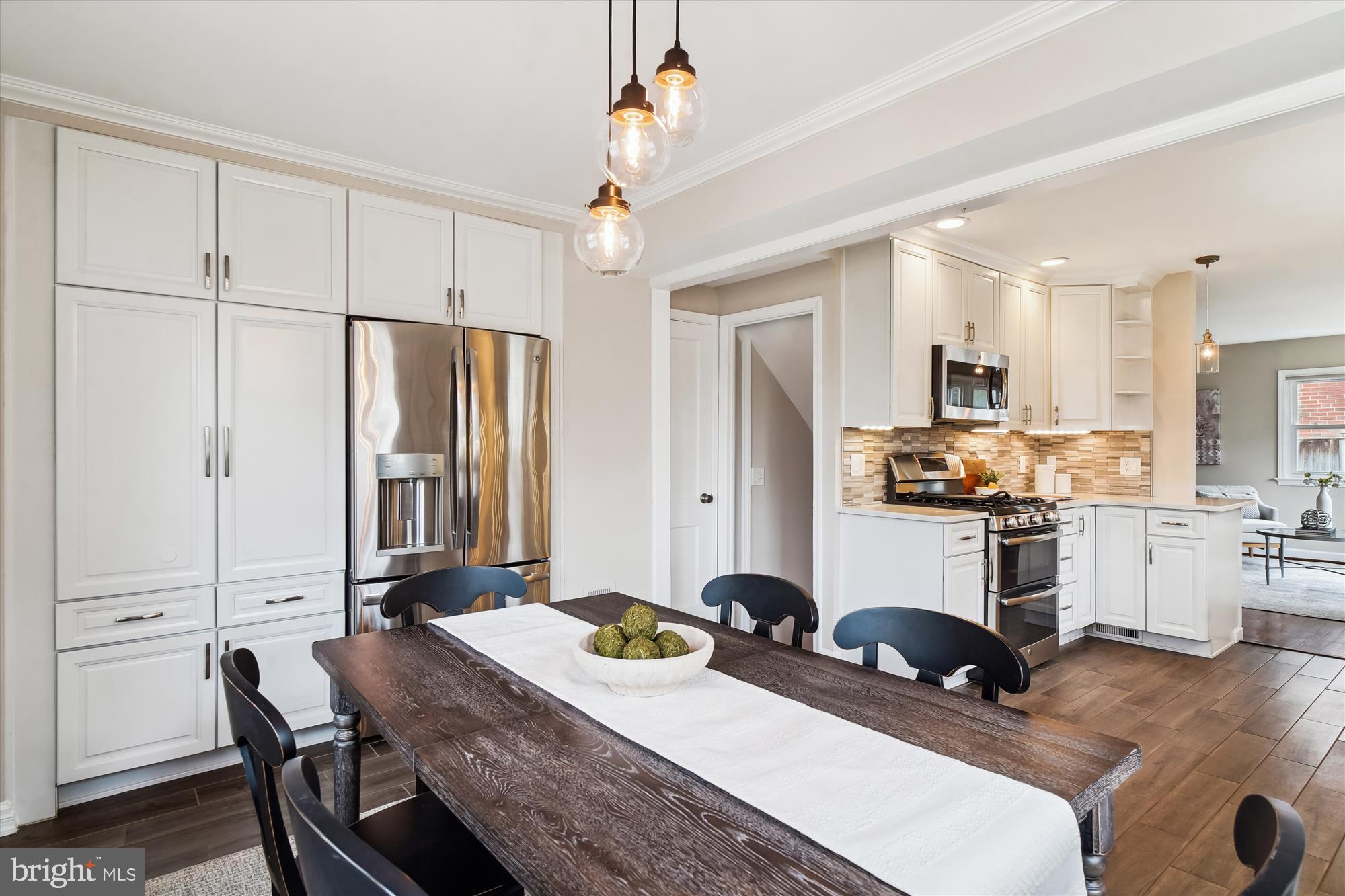 CAMERON HEIGHTS - Residential