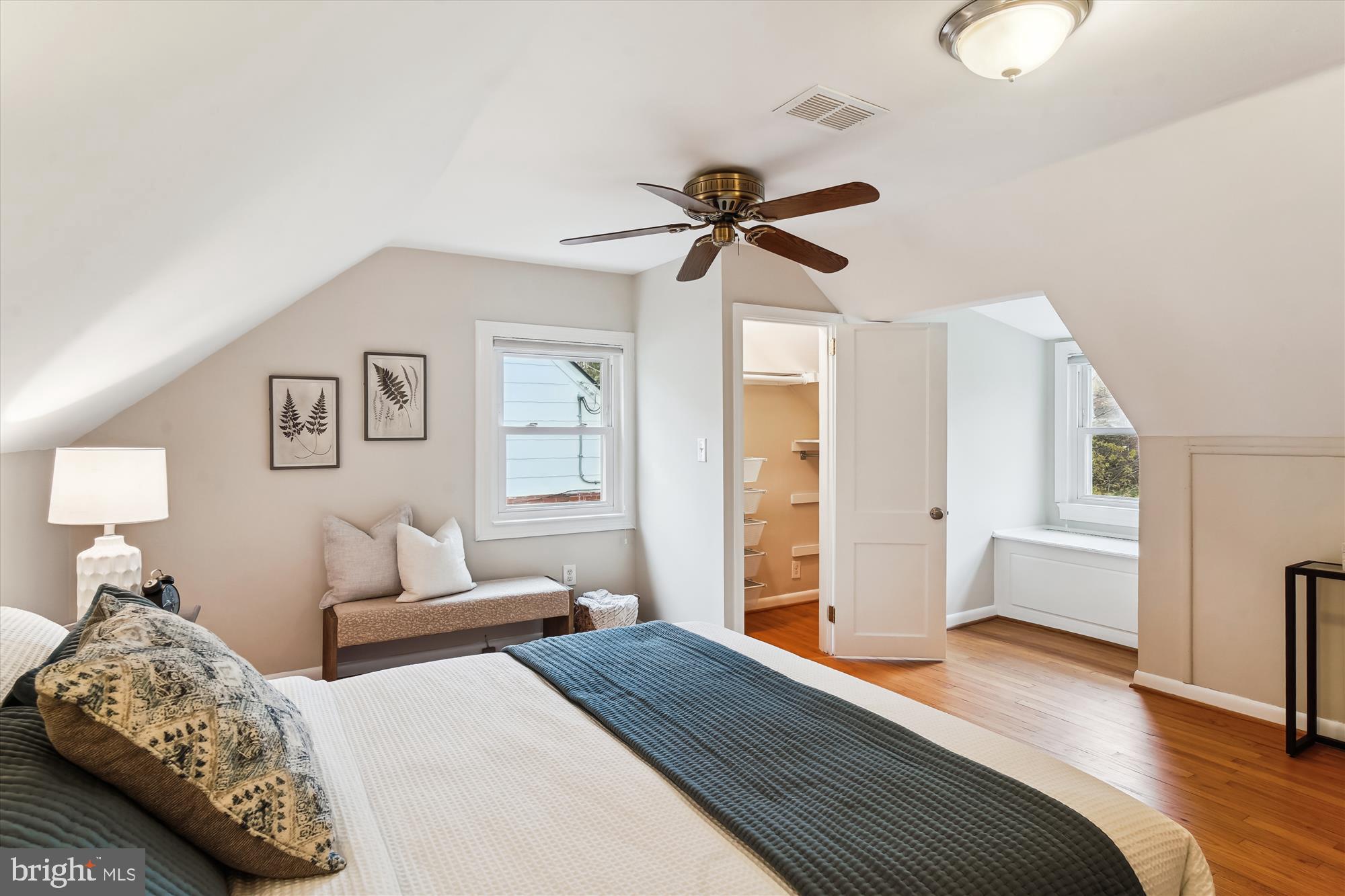 CAMERON HEIGHTS - Residential