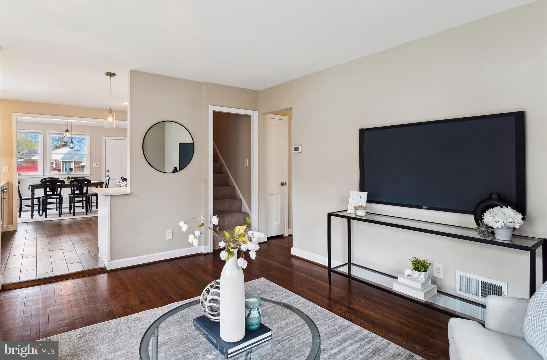 CAMERON HEIGHTS - Residential