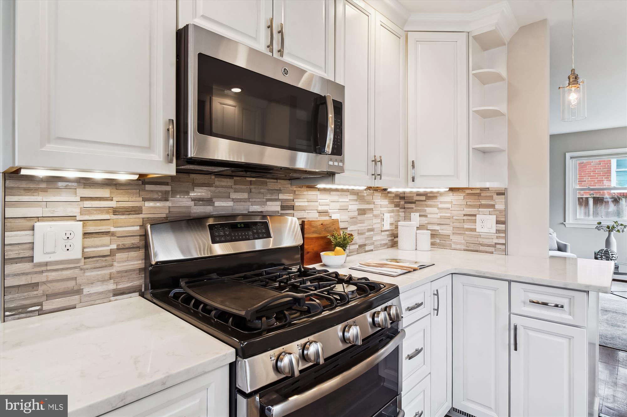 CAMERON HEIGHTS - Residential