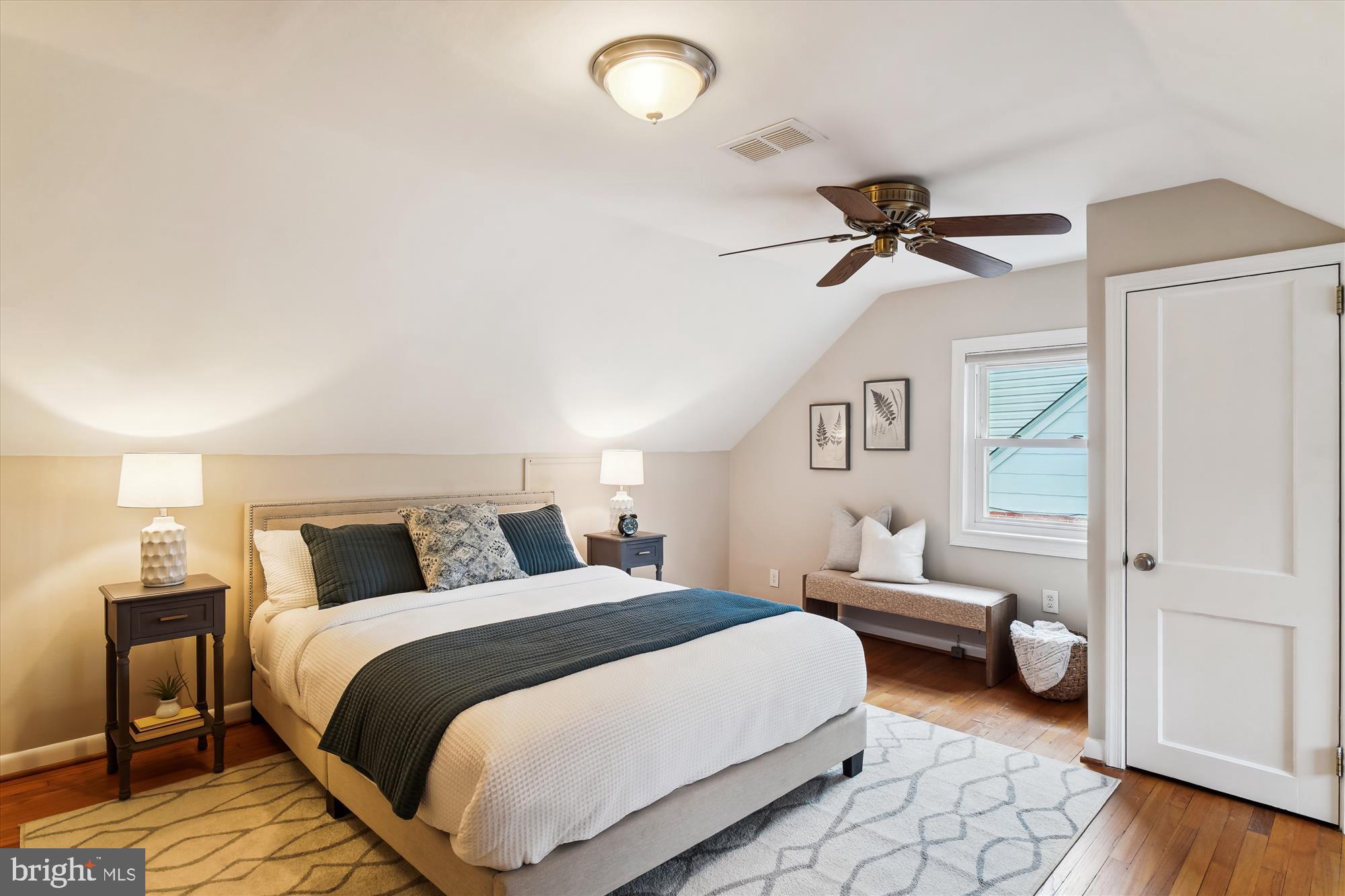 CAMERON HEIGHTS - Residential