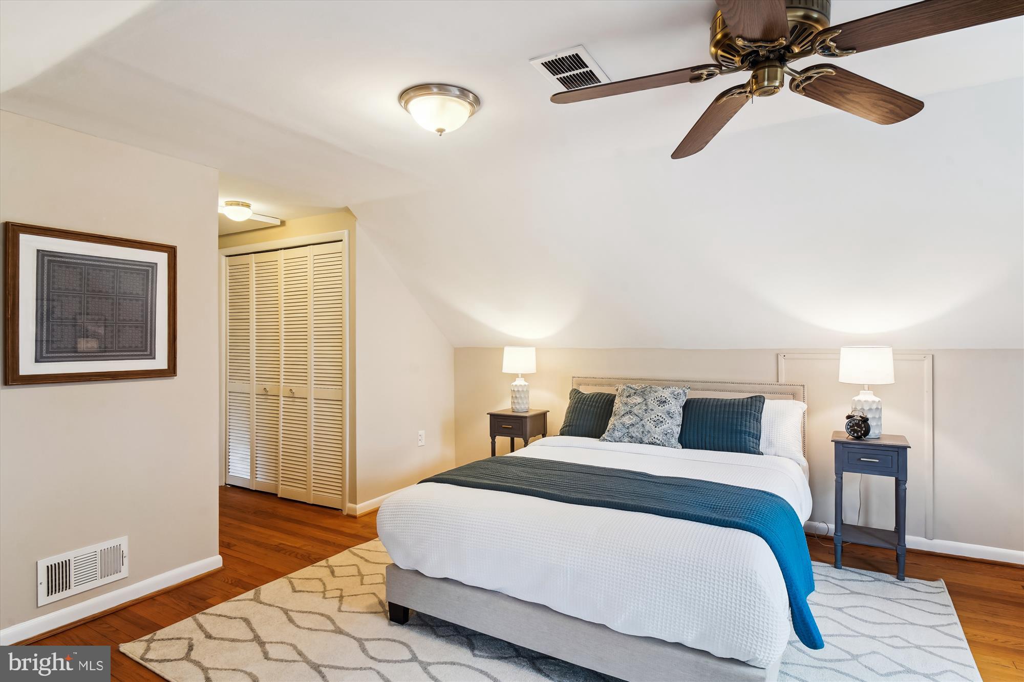 CAMERON HEIGHTS - Residential