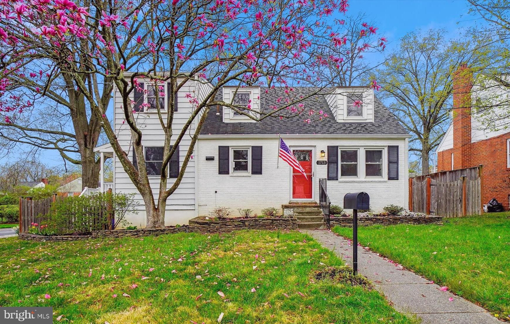 CAMERON HEIGHTS - Residential