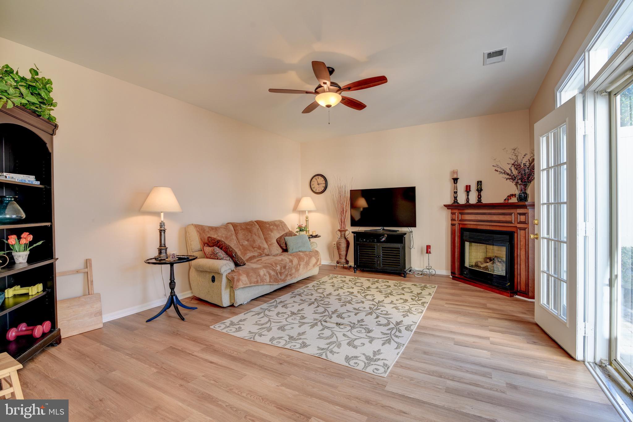 ASHBURN FARM - Residential