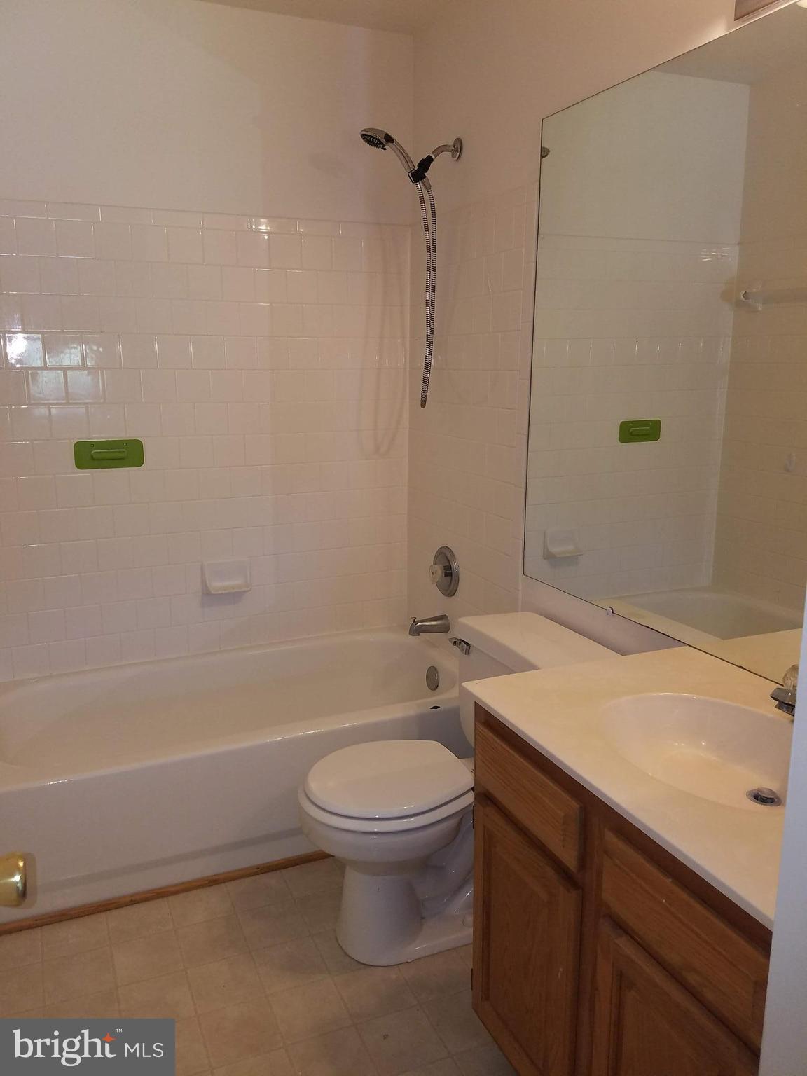 ASPEN WOODS - Residential Lease