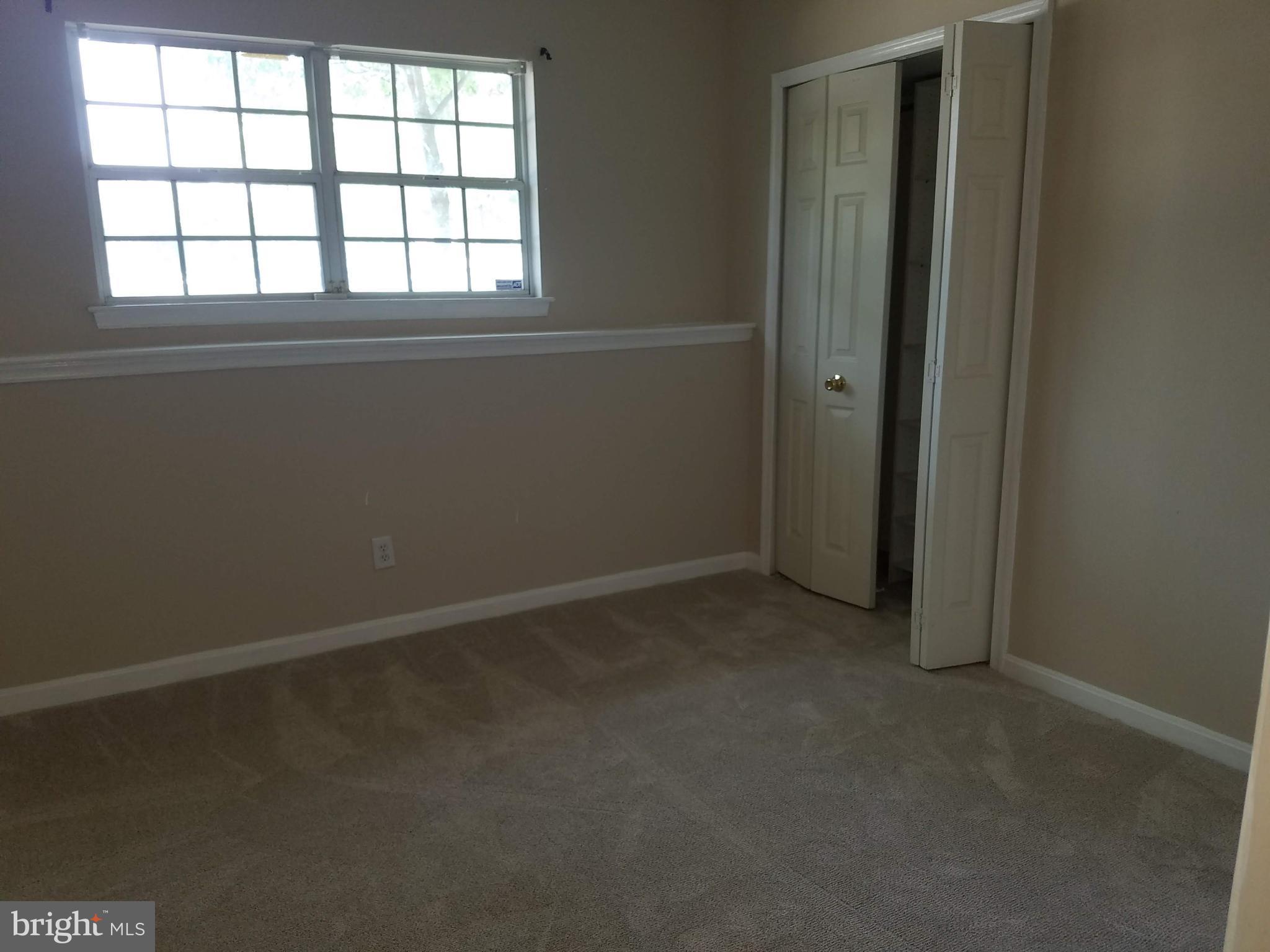 ASPEN WOODS - Residential Lease