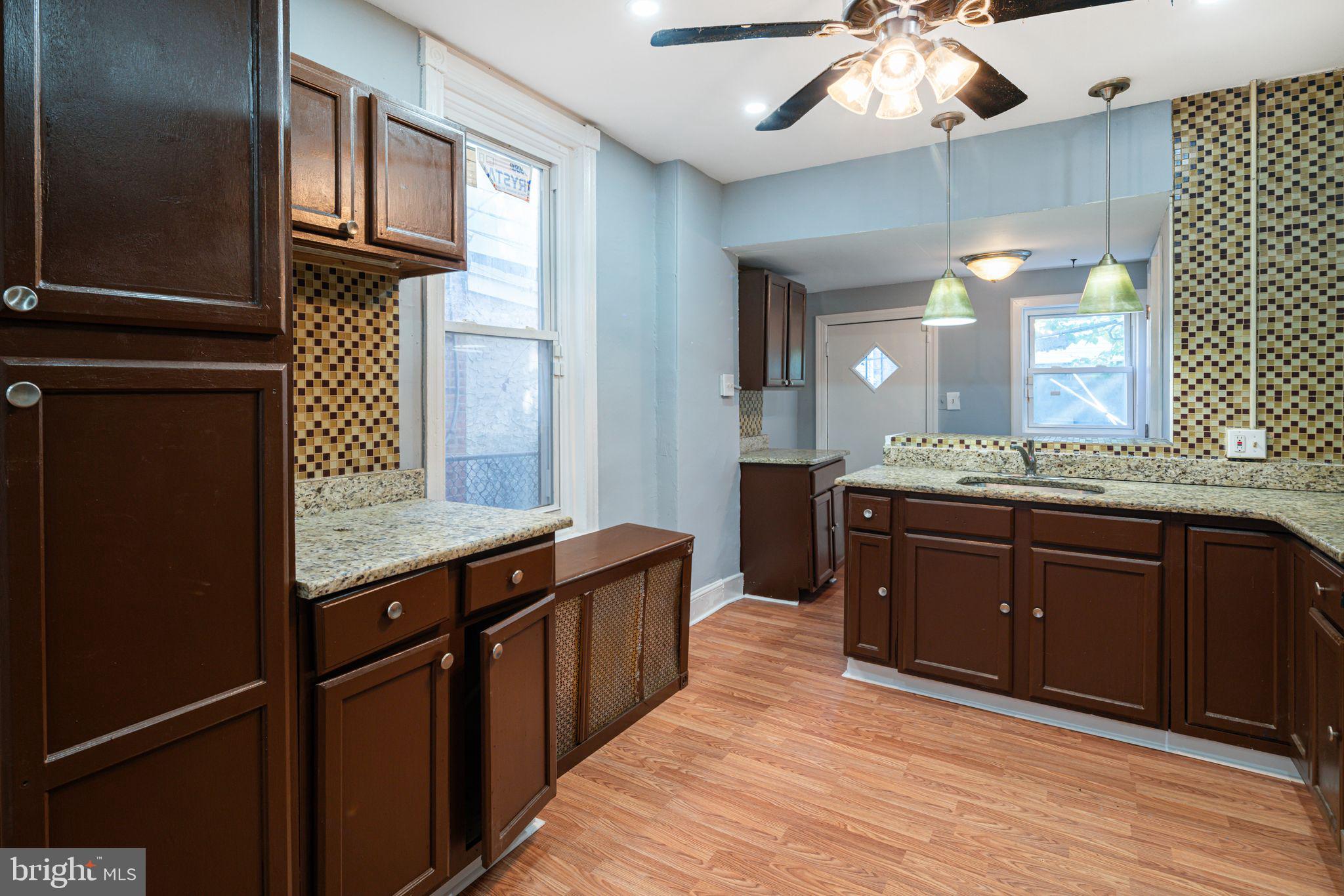 MILL CREEK - Residential